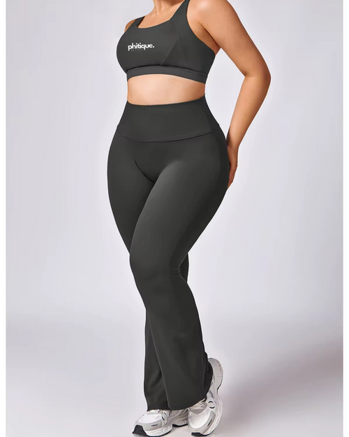 Plus Size Phit Flare Leggings