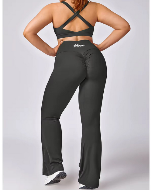 Plus Size Phit Flare Leggings